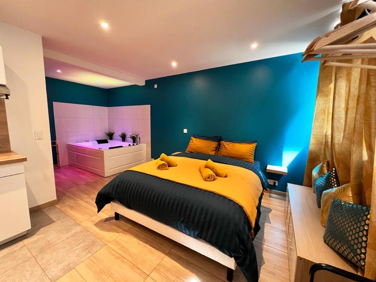 Narbnb - Eden - Jacuzzi - Parking - Clim Apartment
